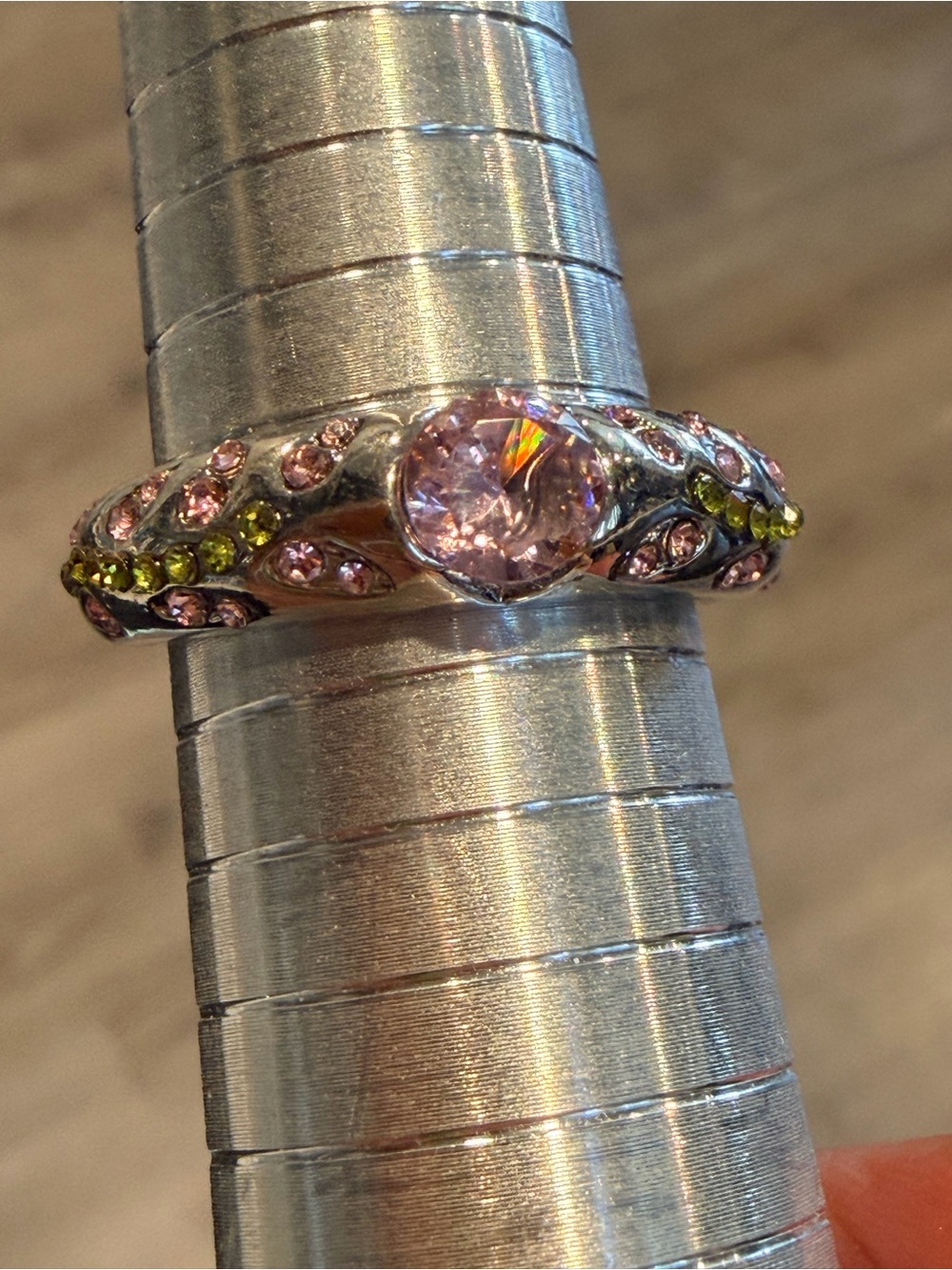 925 Silver Ring with Pink Center Stone & Pink & Green vine design Accents sz 10